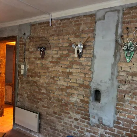Apartment Ozzy Homes *