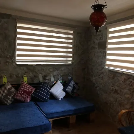 Ozzy Homes Αττάλεια